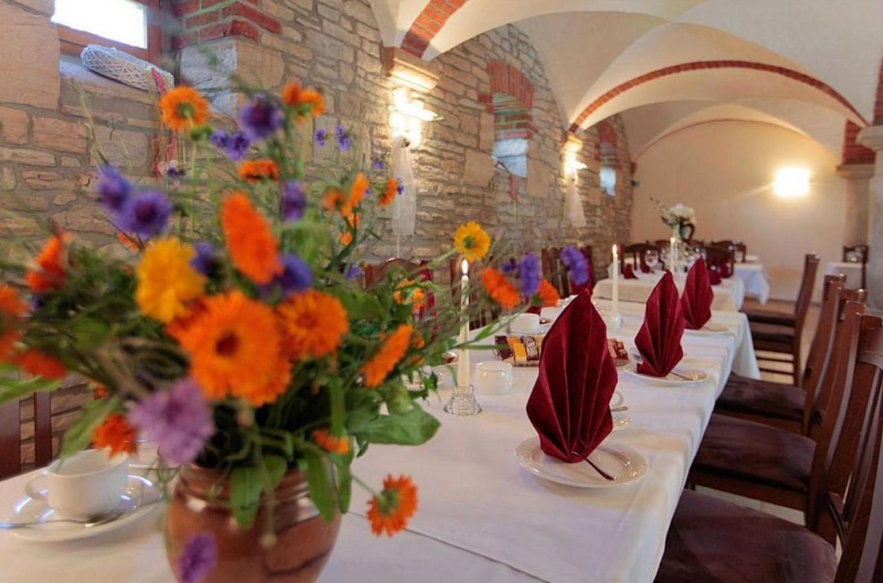 Naturhotel Etzdorfer Hof Schoenburg 외부 사진
