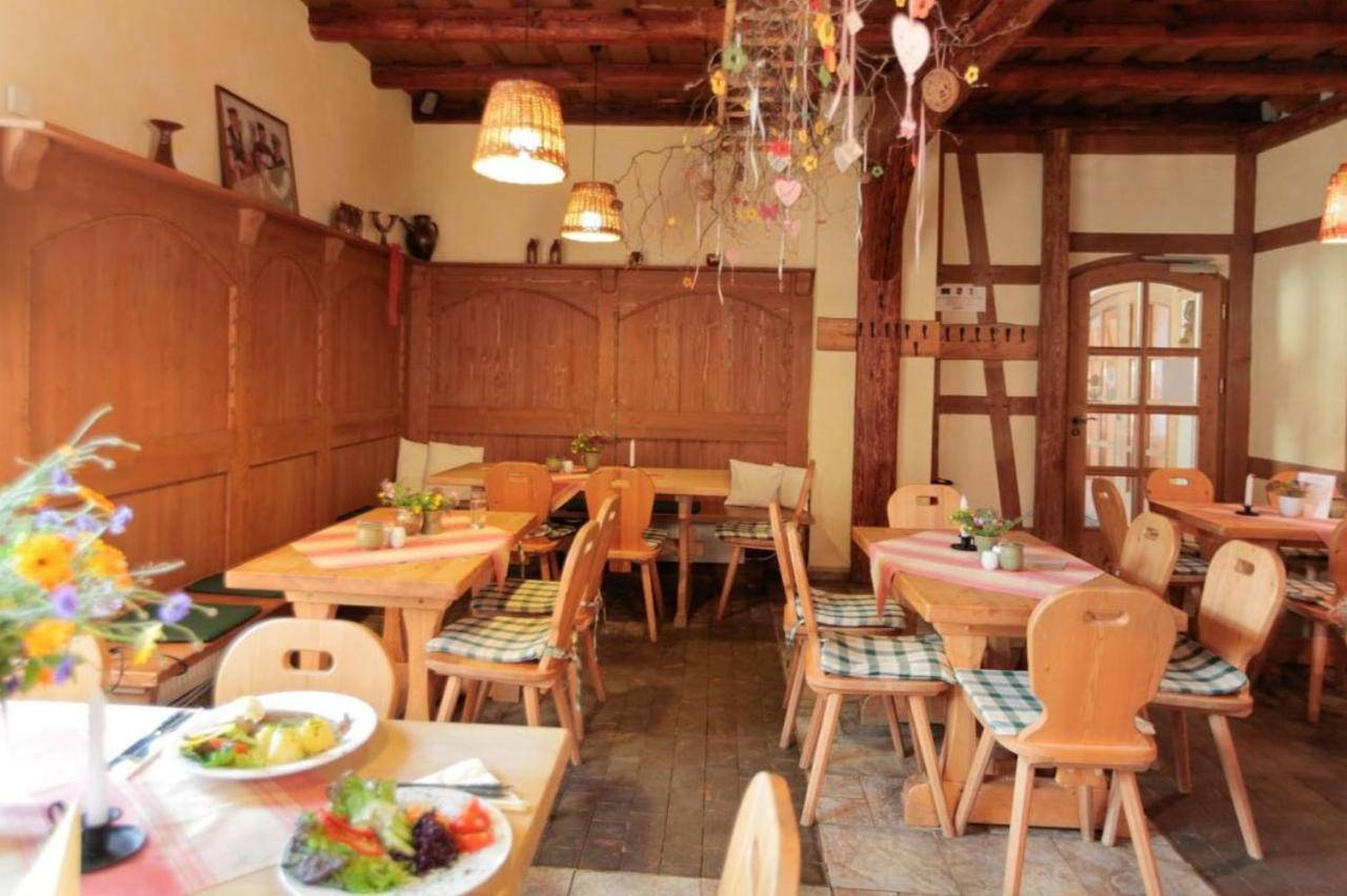 Naturhotel Etzdorfer Hof Schoenburg 외부 사진